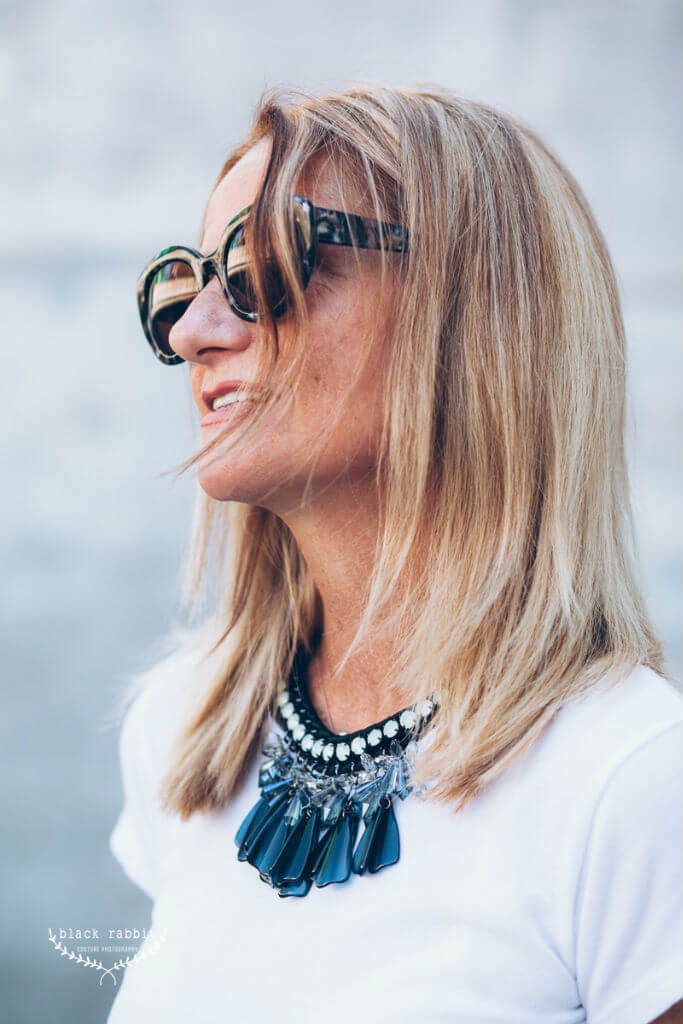 blackrabbitphoto_goldshoes-4