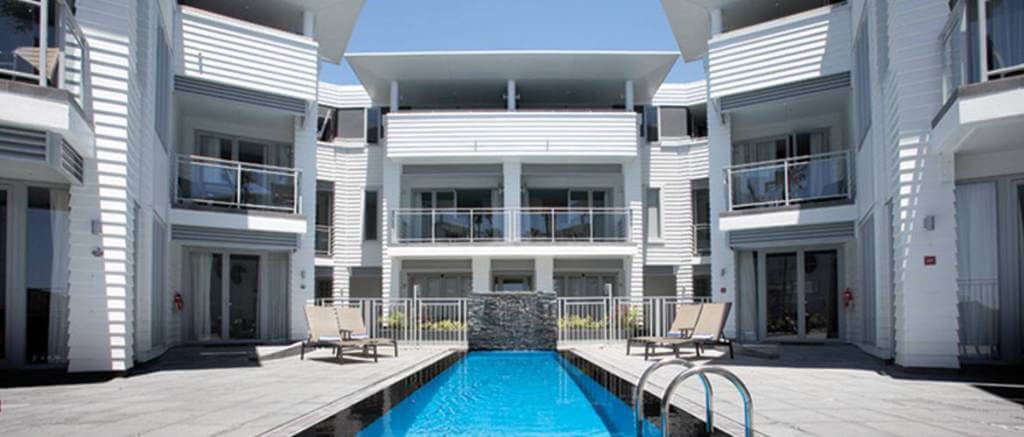 bankWaterfront-property2