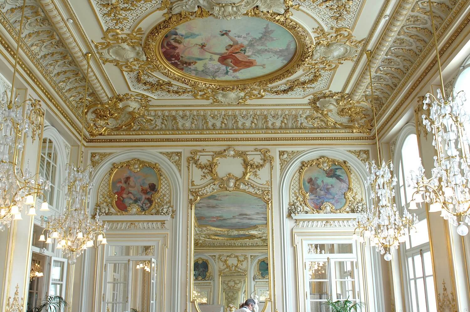 Paris - Secret Discoveries!