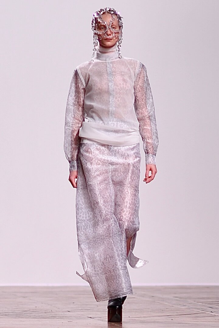 Spring 2019 Paris Fashion Week Runway - Anrealage Spring 2019 Paris Fashion Week Runway - Anrealage