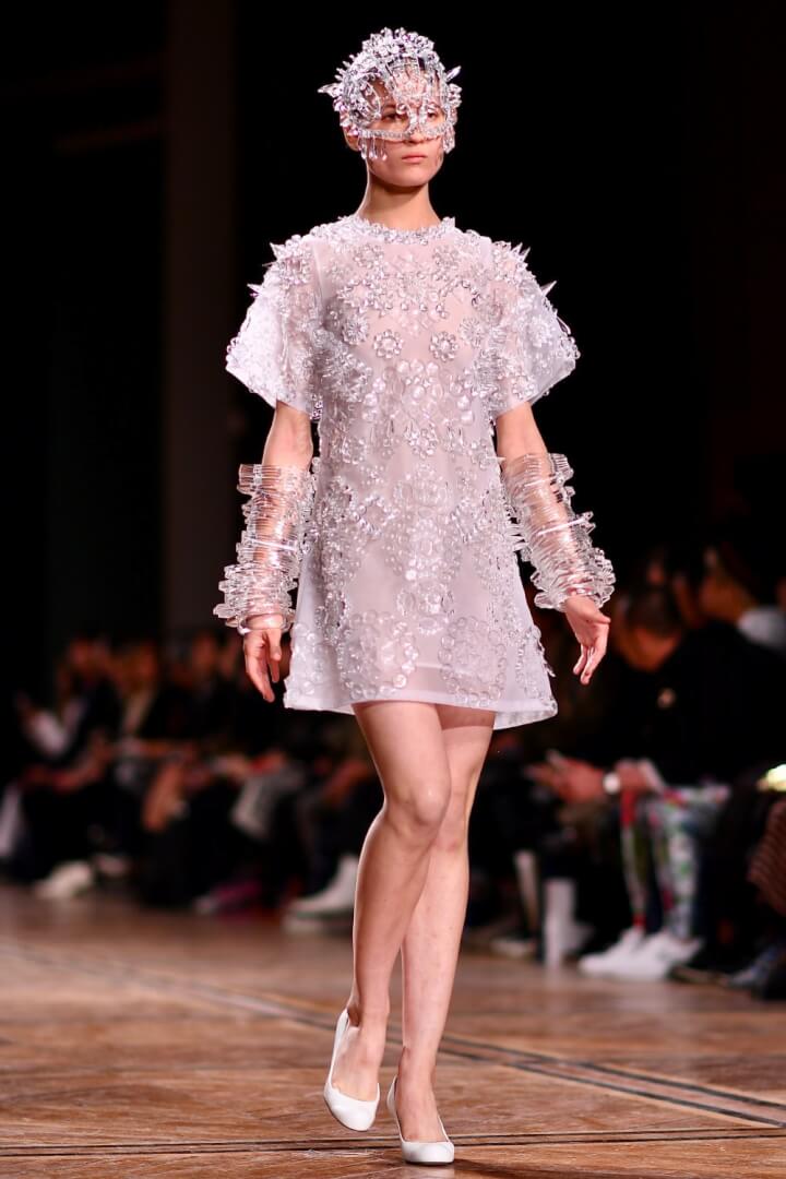 Spring 2019 Paris Fashion Week Runway - Anrealage Spring 2019 Paris Fashion Week Runway - Anrealage