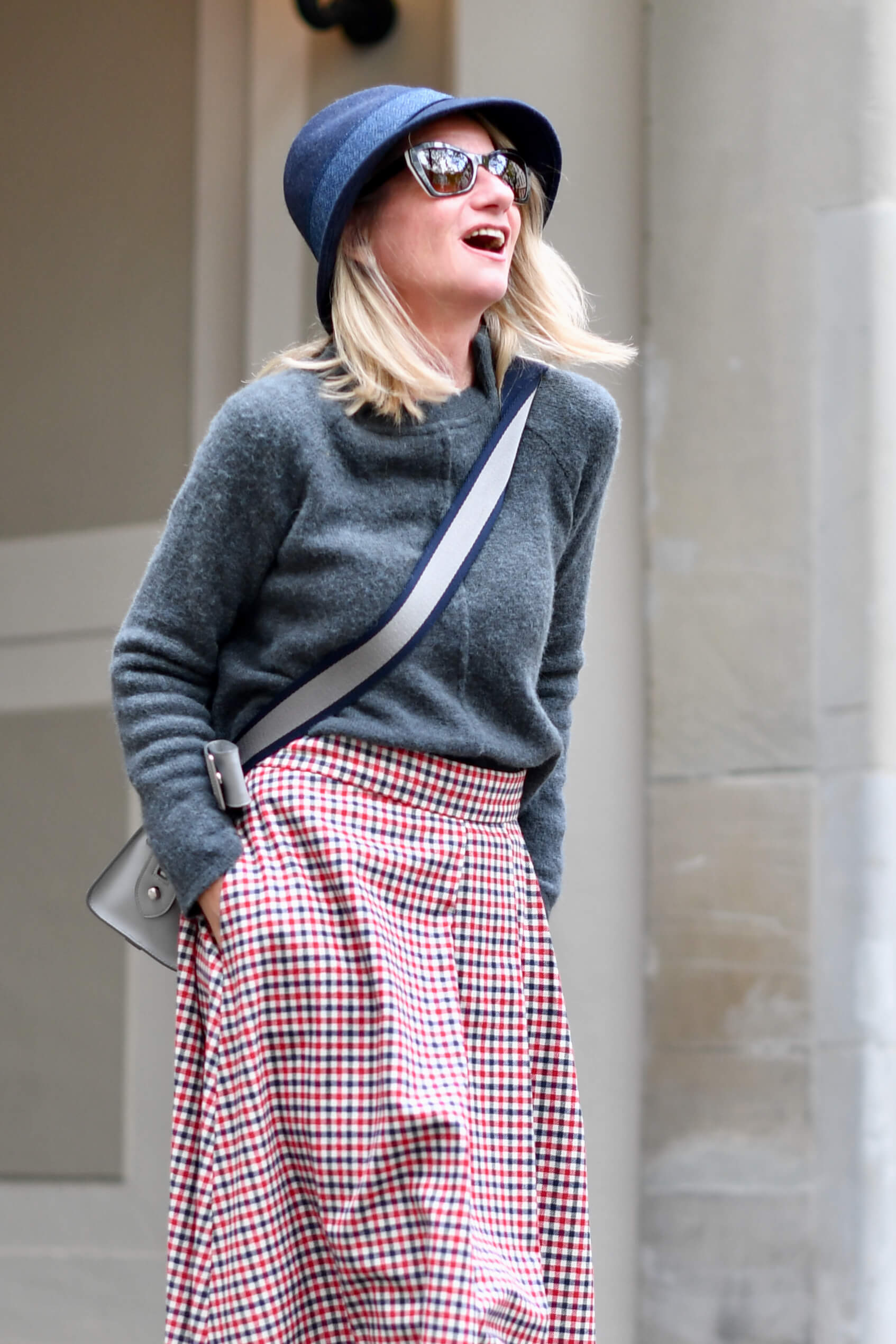 How to look Slim Wearing a Bulky Sweater How to look Slim Wearing a Bulky Sweater