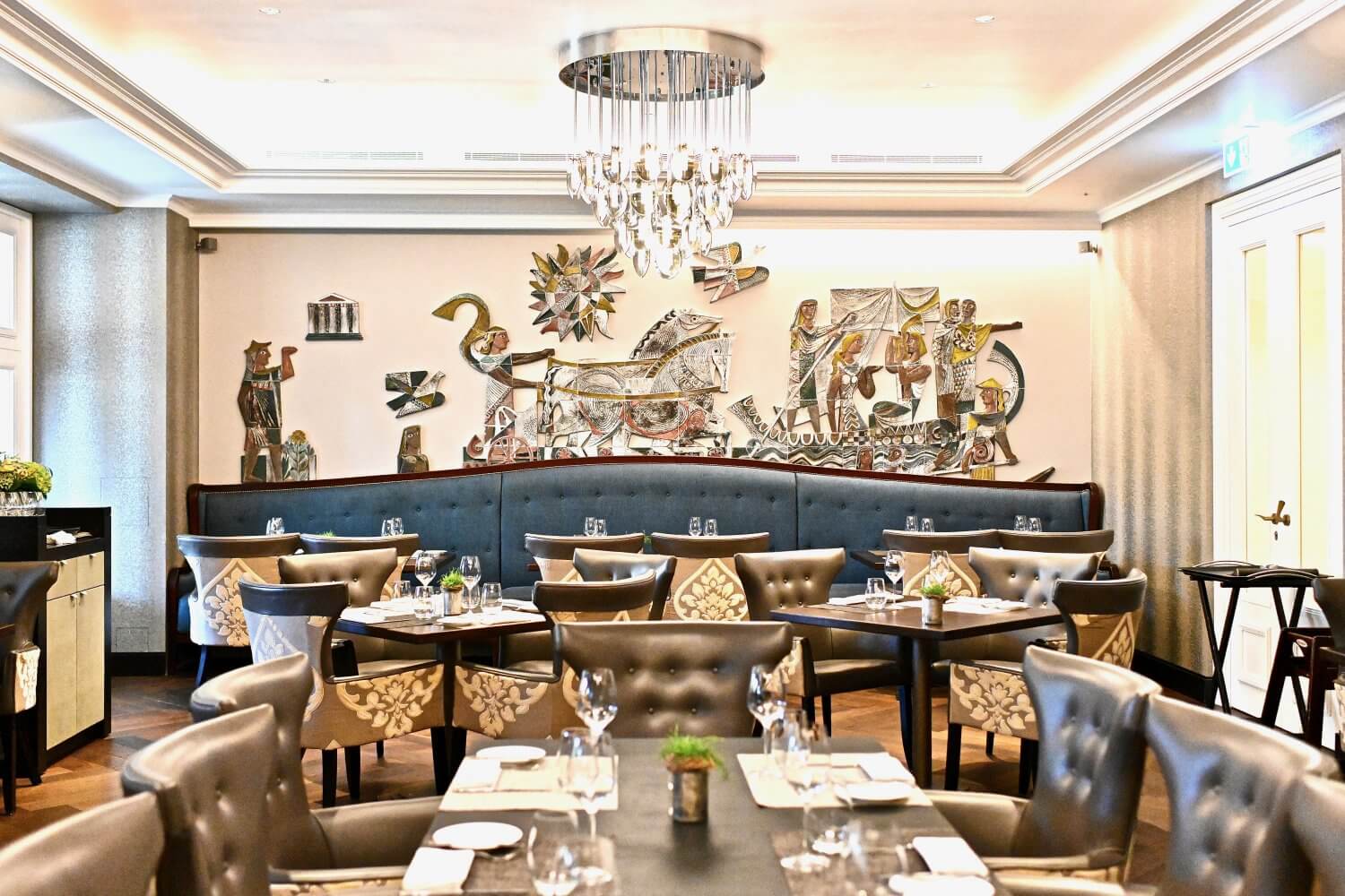 Birthday Celebration at the Royal Savoy Lausanne Hotel & spa Birthday Celebration at the Royal Savoy Lausanne Hotel & spa