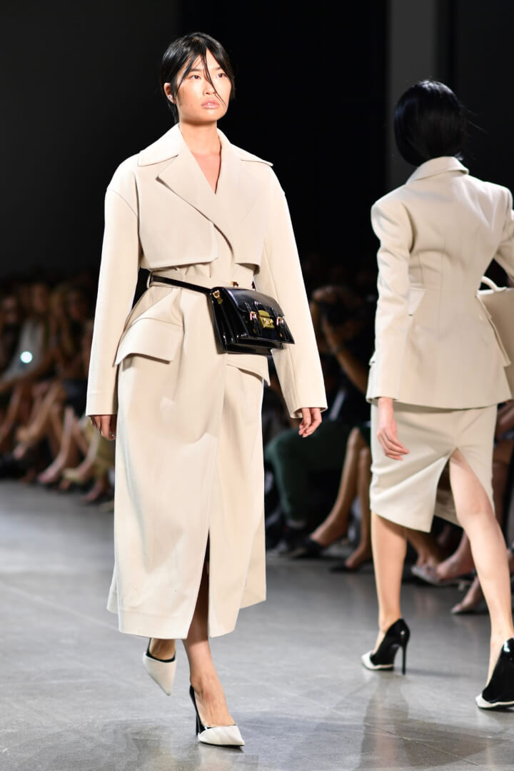 18 Ways to Style a Trench/ Duster Coat for Summer 2020