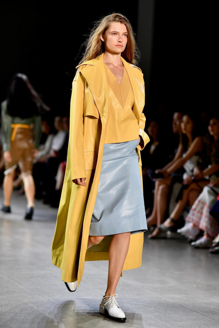 18 Ways to Style a Trench/ Duster Coat for Summer 2020