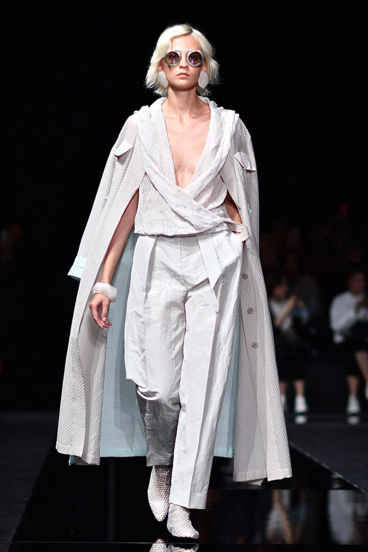 18 Ways to Style a Trench/ Duster Coat for Summer 2020