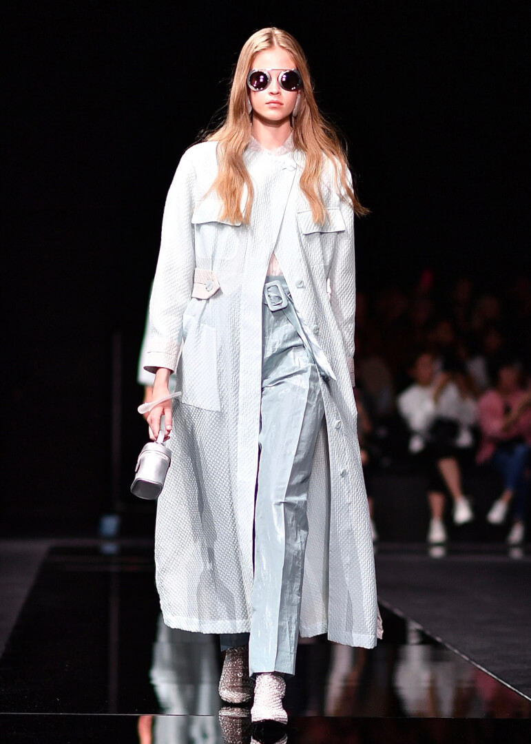 18 Ways to Style a Trench/ Duster Coat for Summer 2020