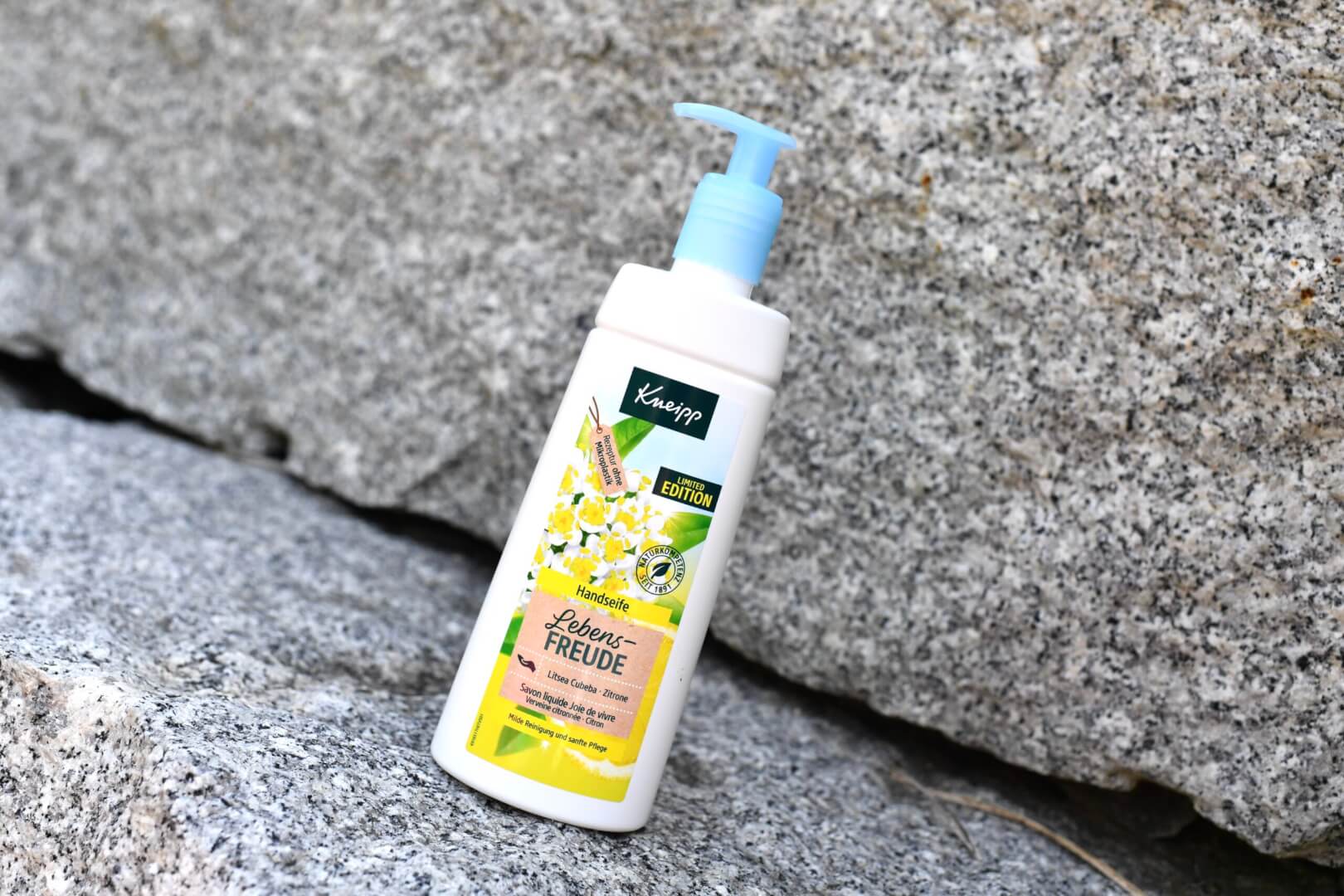 7 of the Simplest Tricks Ever to Be Happy and Lead a Happy Life 7 of the Simplest Tricks Ever to Be Happy and Lead a Happy Life