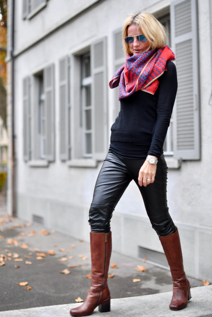 Never Underestimate the Powers of a Scarf! Never Underestimate the Powers of a Scarf!