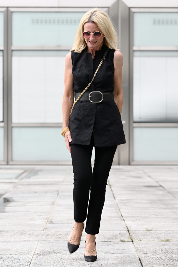 How to Create 3 Different outfits with 3 Pieces of Clothing How to Create 3 Different outfits with 3 Pieces of Clothing