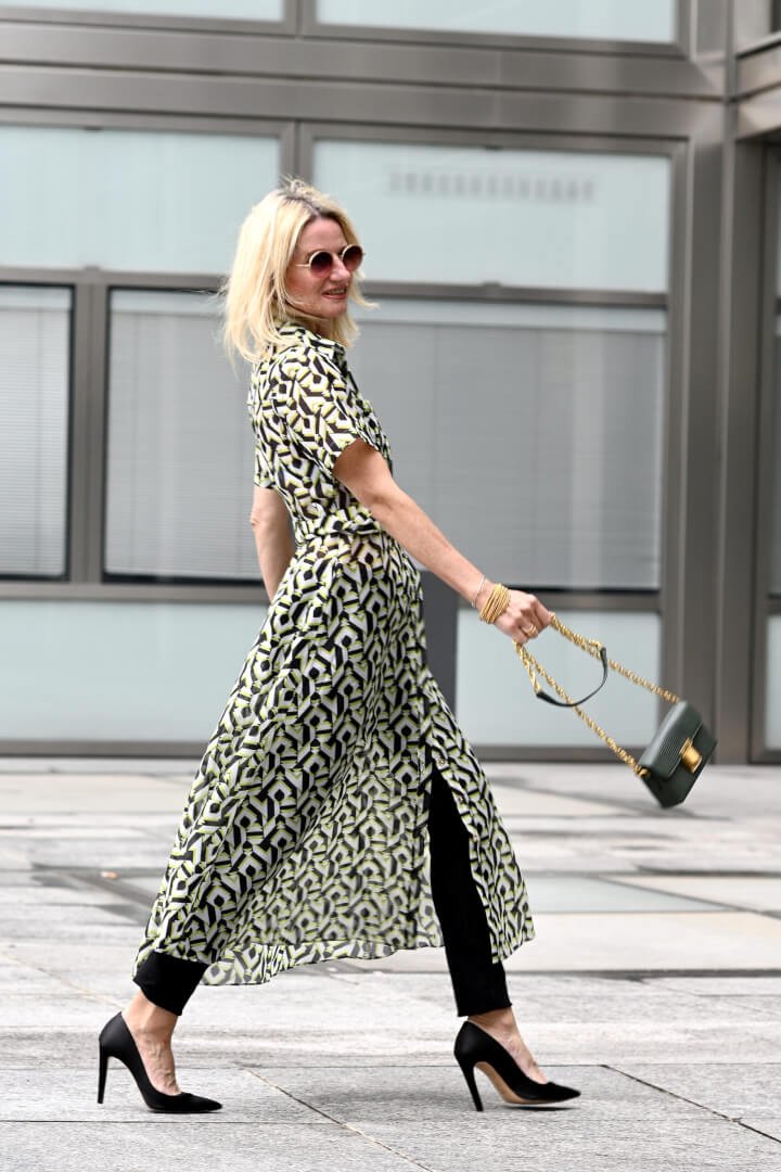 How to Create 3 Different outfits with 3 Pieces of Clothing How to Create 3 Different outfits with 3 Pieces of Clothing