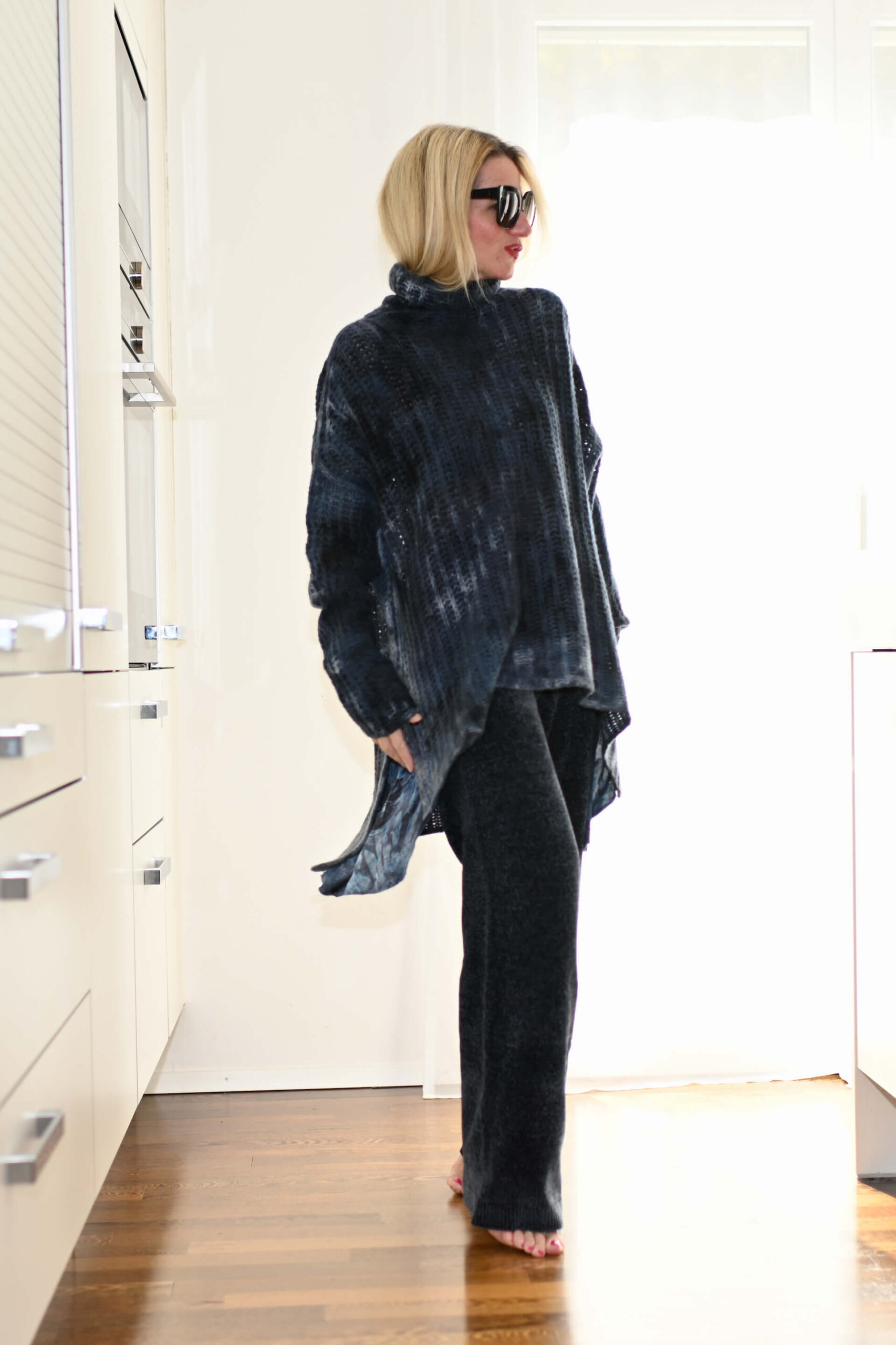 How to Beat the Monday Blues Wearing Blue!