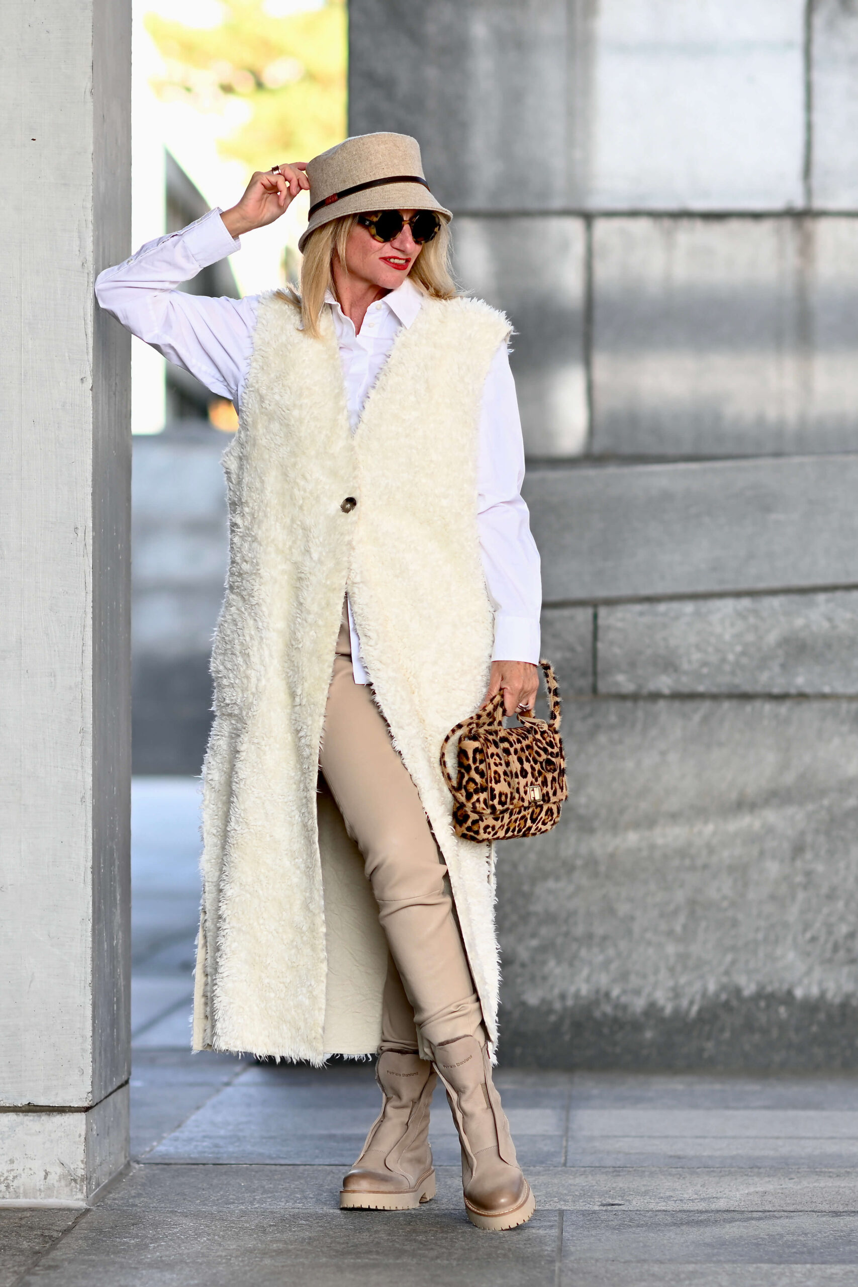 5 Favourite Neutral Tone Outfits for Fall 5 Favourite Neutral Tone Outfits for Fall