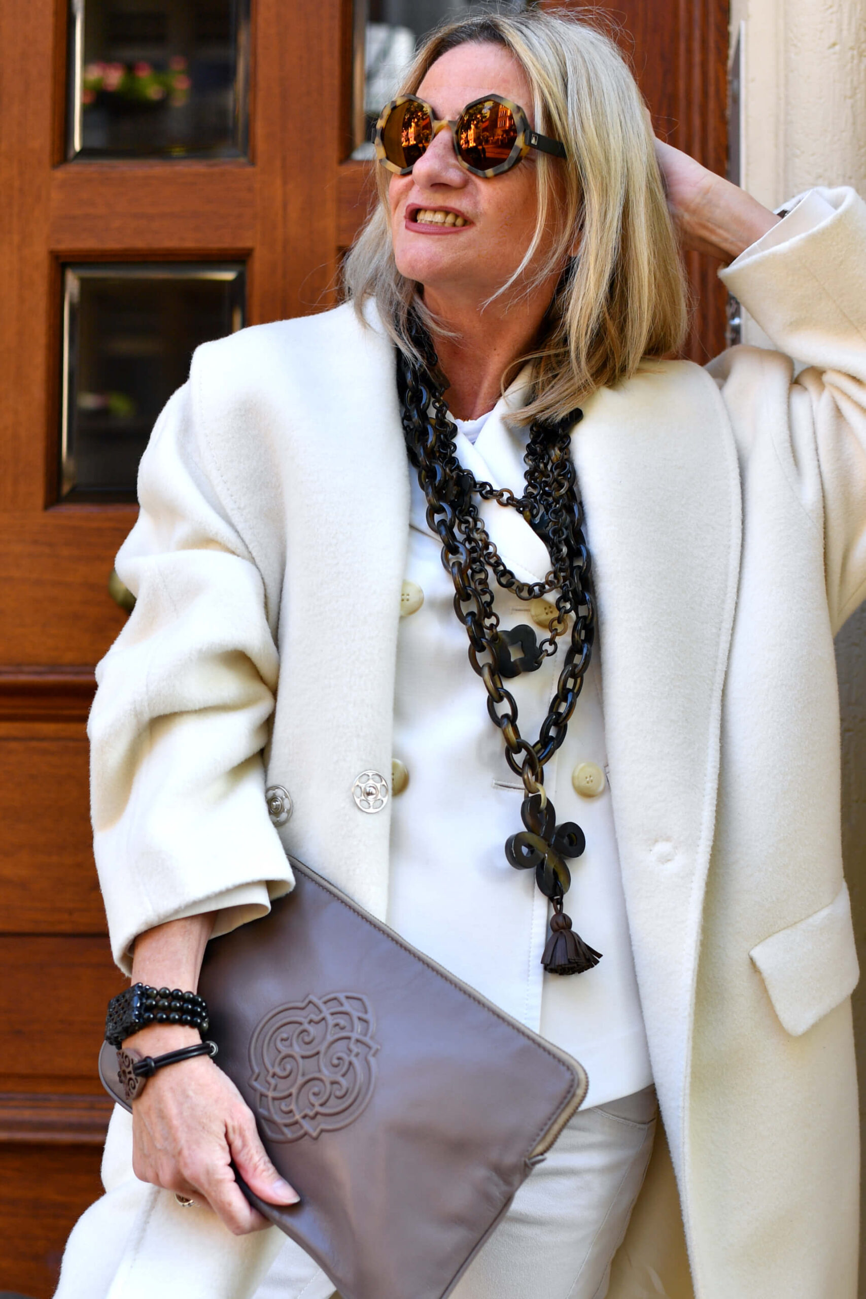 Turn a Plain Outfit to Wow in Seconds!