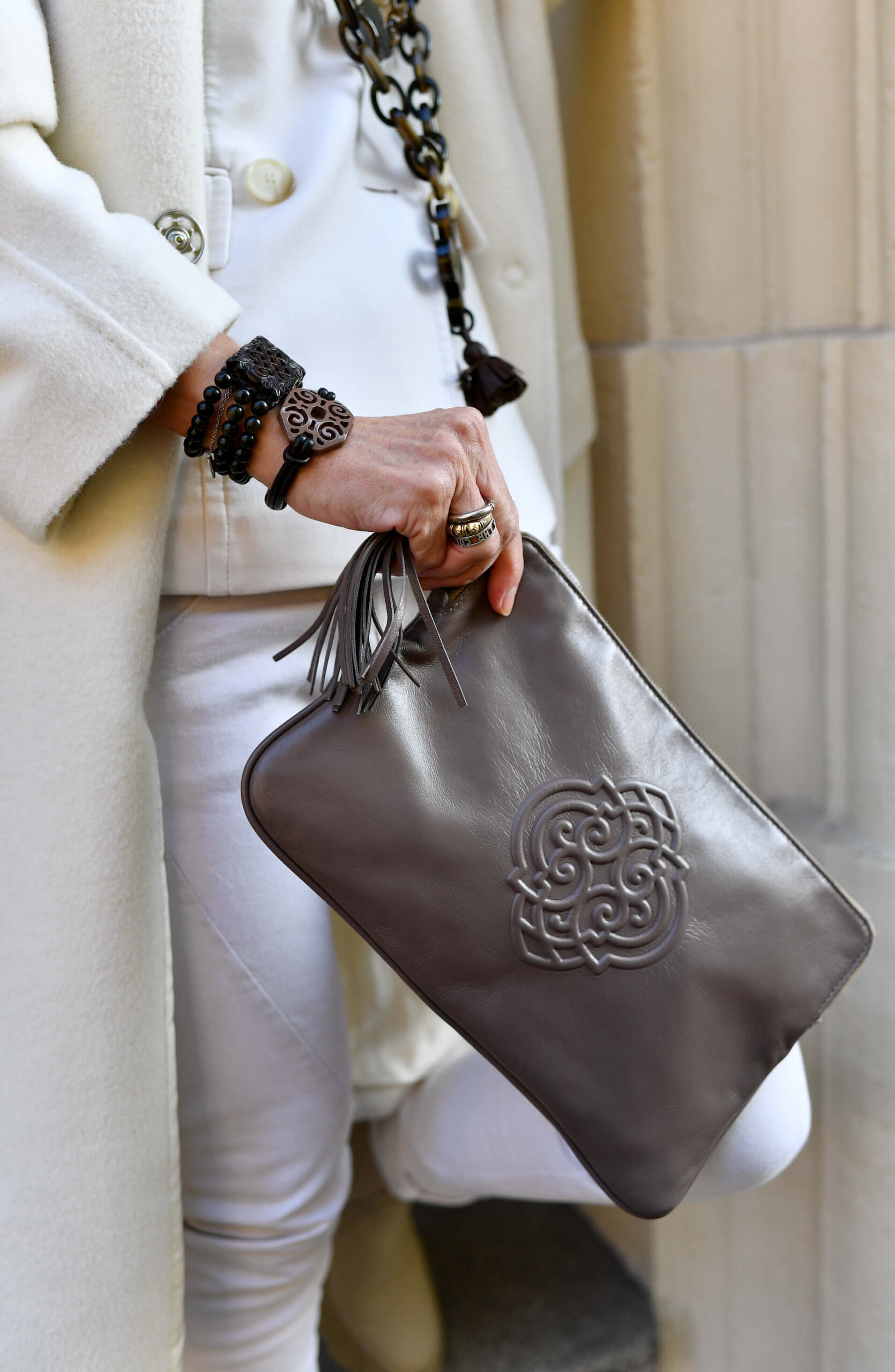 Turn a Plain Outfit to Wow in Seconds!