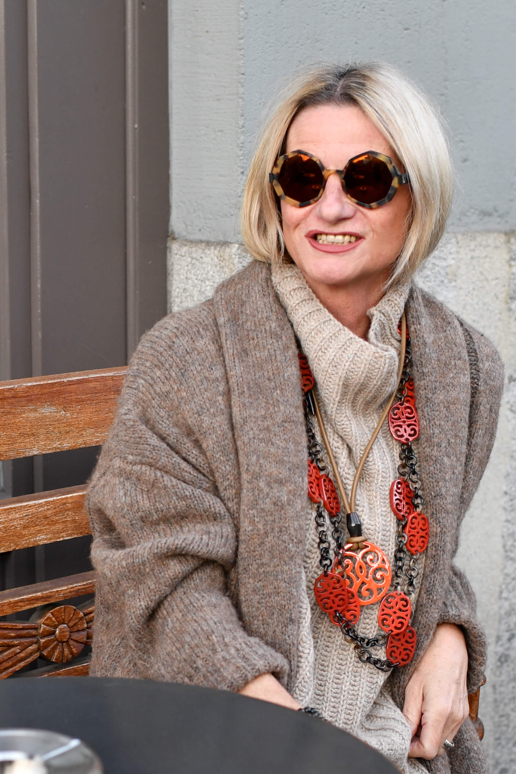 Turn a Plain Outfit to Wow in Seconds!