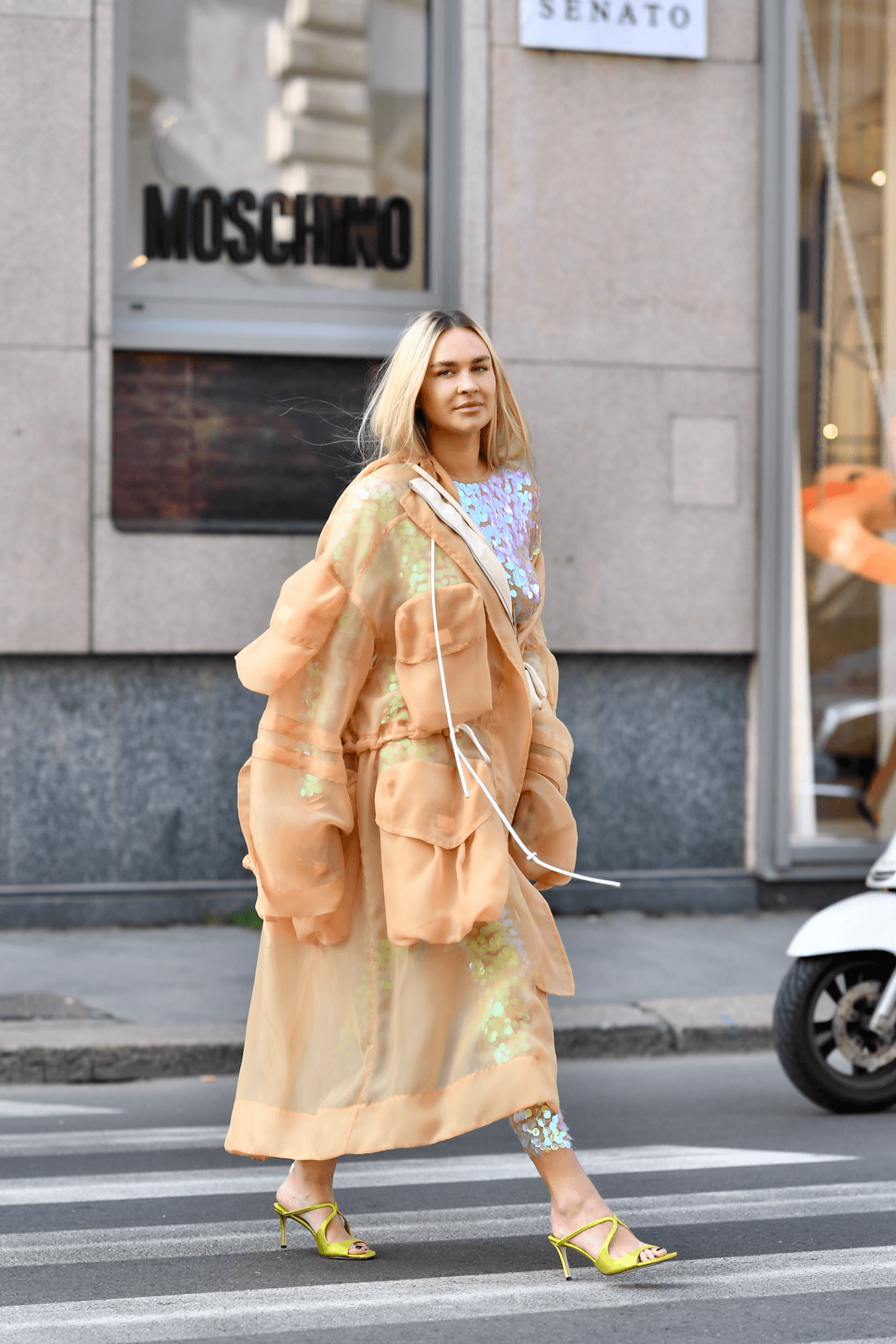 50 More Best Street Style Looks from Milan Fashion Week AW 2022 50 More Best Street Style Looks from Milan Fashion Week AW 2022