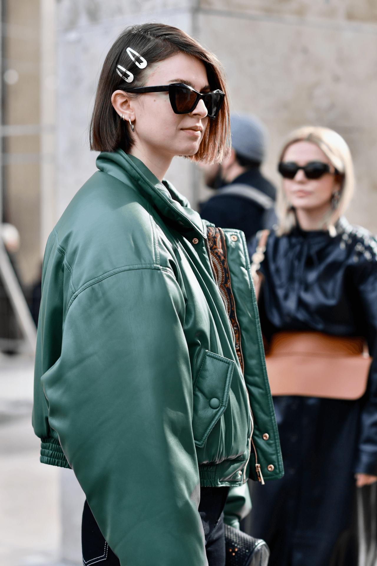 15 Best Paris Fashion Week Street Style AW 2022 - Day 2