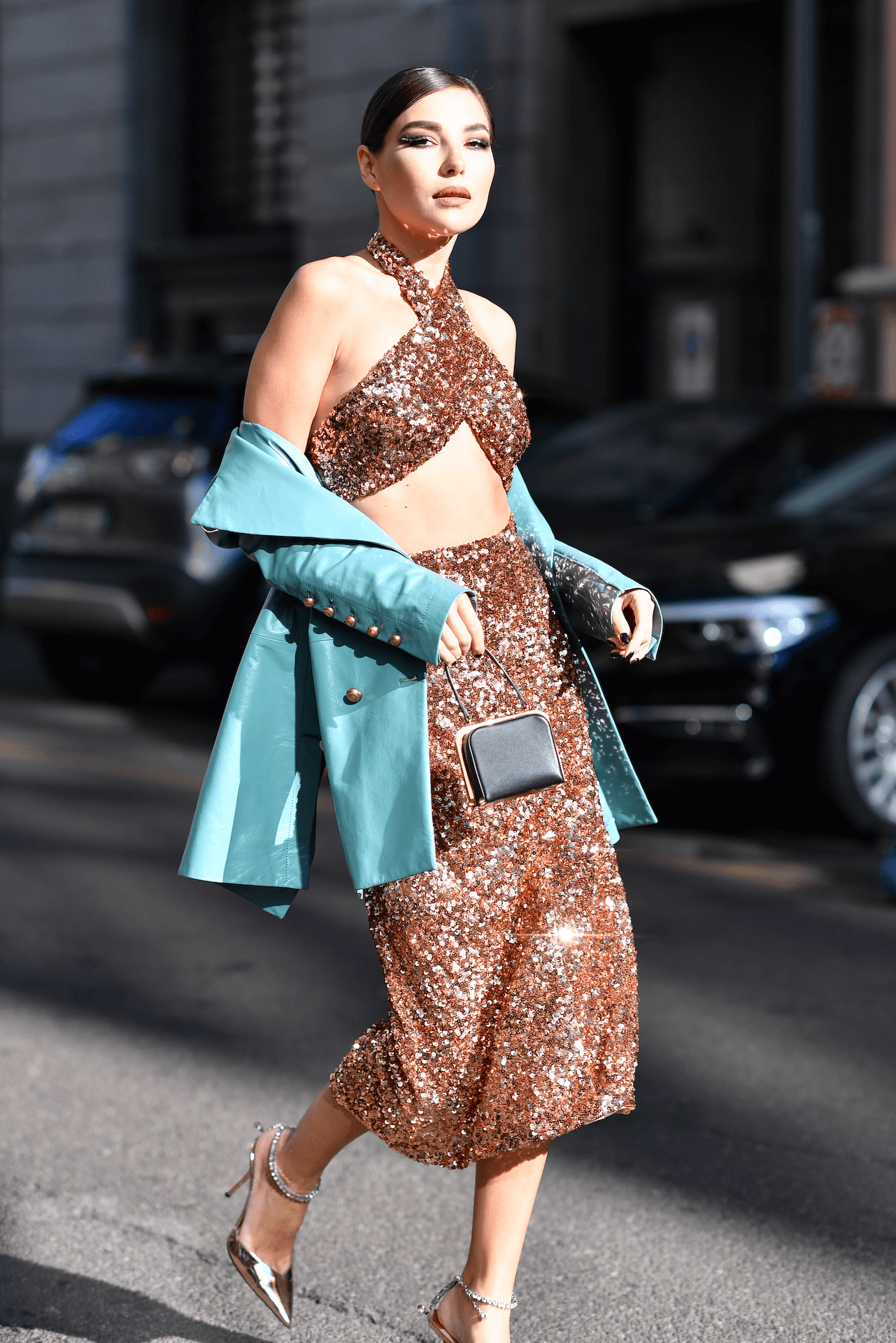 10 High Summer Outfits Spotted in Milan in 2022 - Milan Street Style