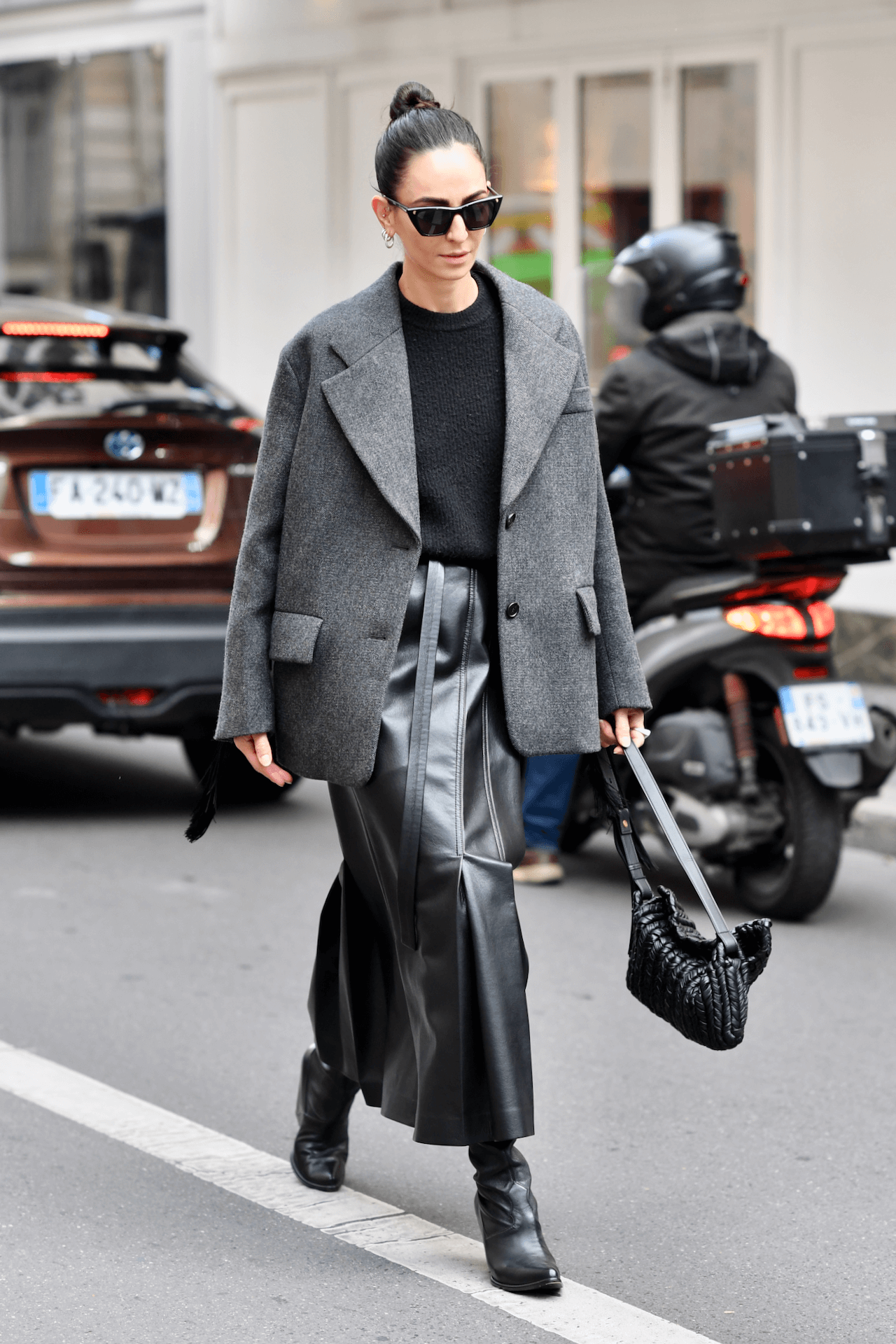 Paris Fashion Week SS23 – 30 Street Style Highlights Part 1