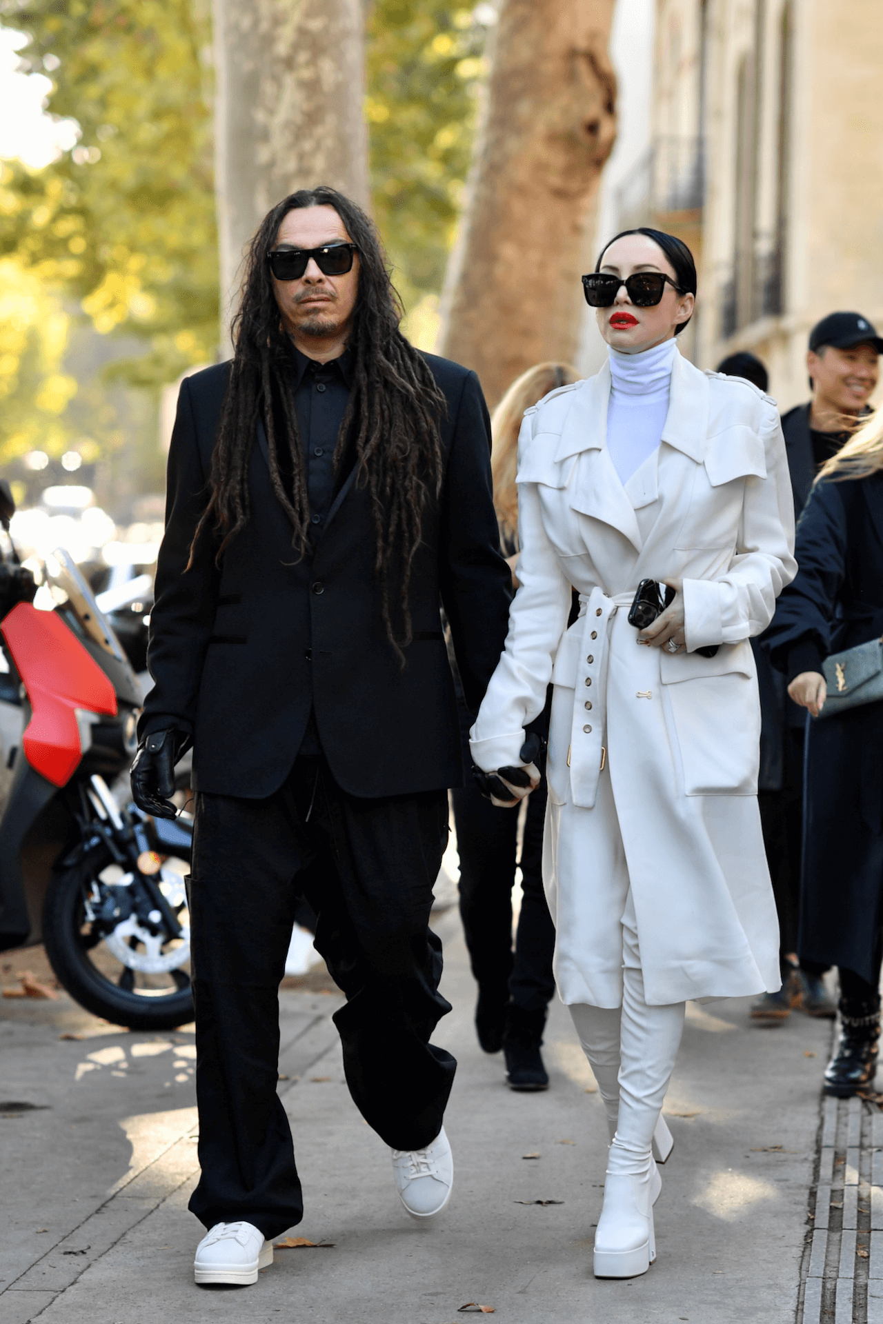 Paris Fashion Week SS23 – 30 Street Style Highlights Part 1