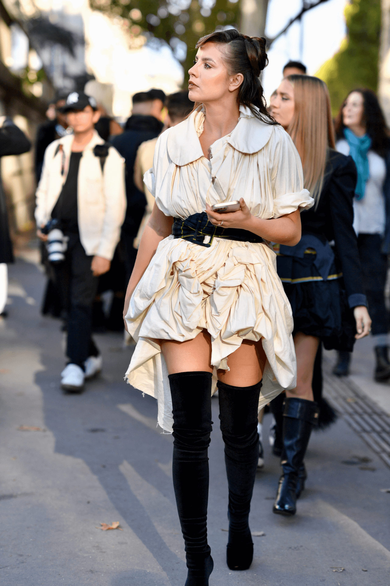 Paris Fashion Week SS23 – 30 Street Style Highlights Part 1