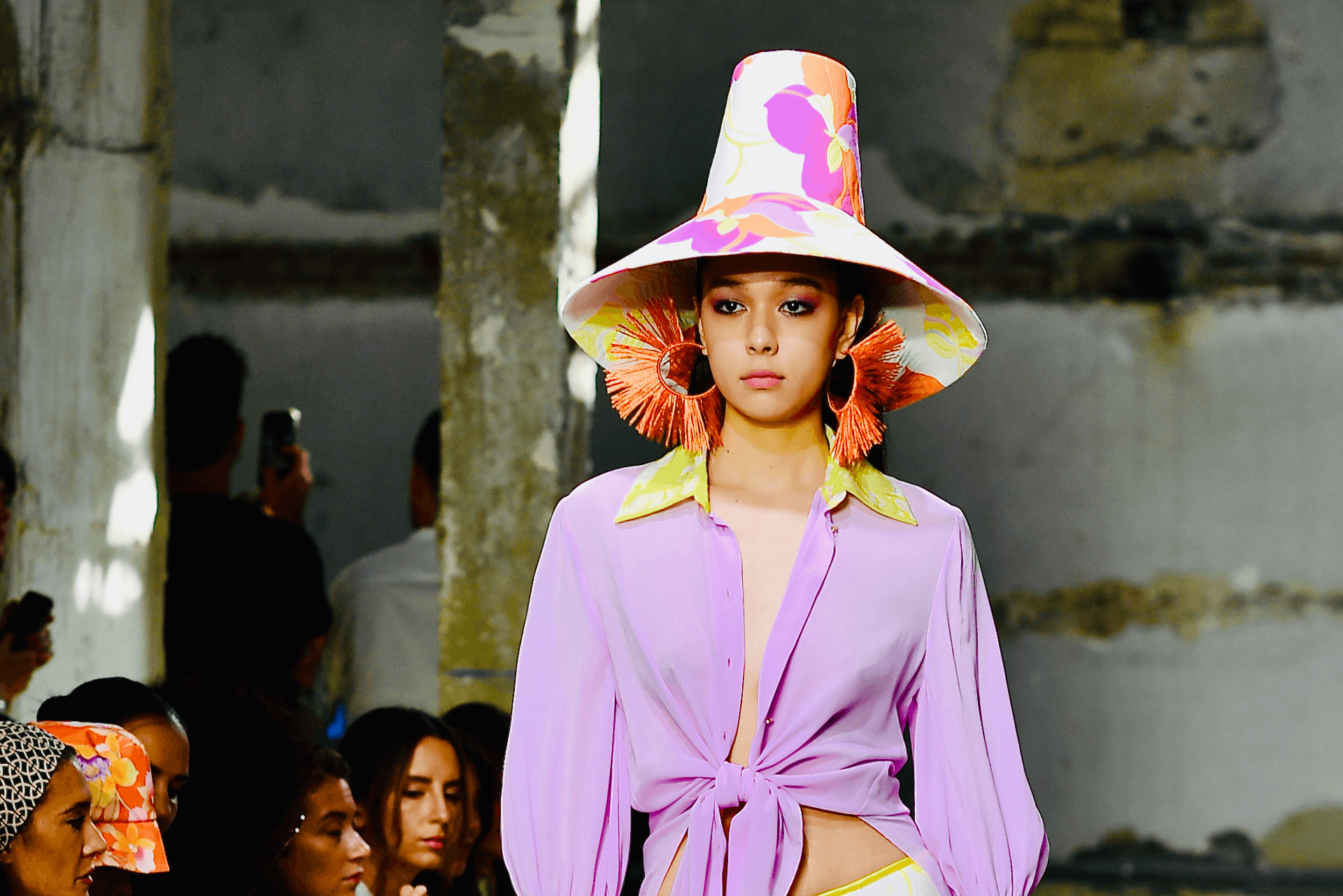 Leonard Paris Spring/Summer 2023 Runway Takes Us to the Tropics