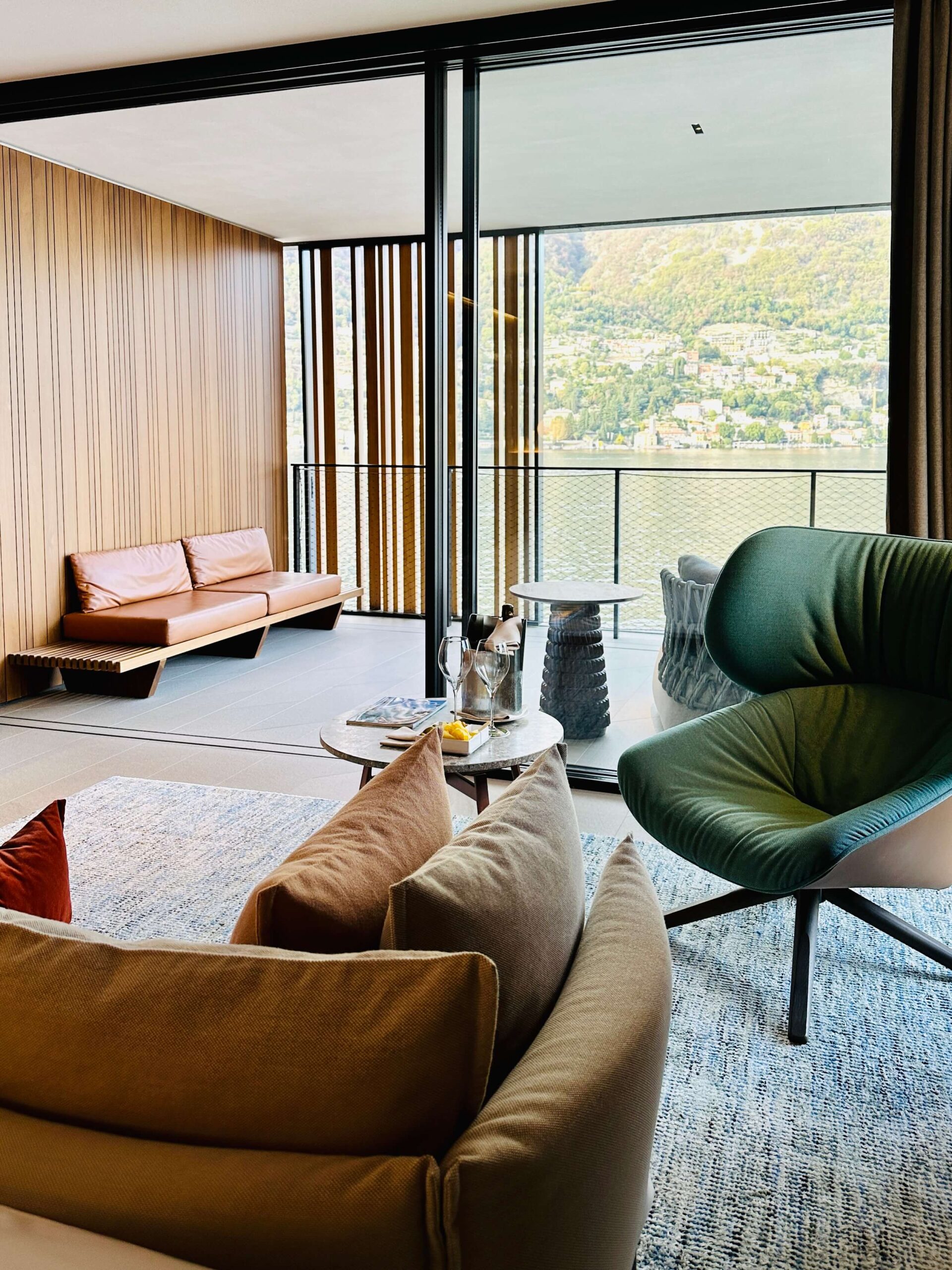 Return to Paradise - Il Sereno, Lake Como in Autumn