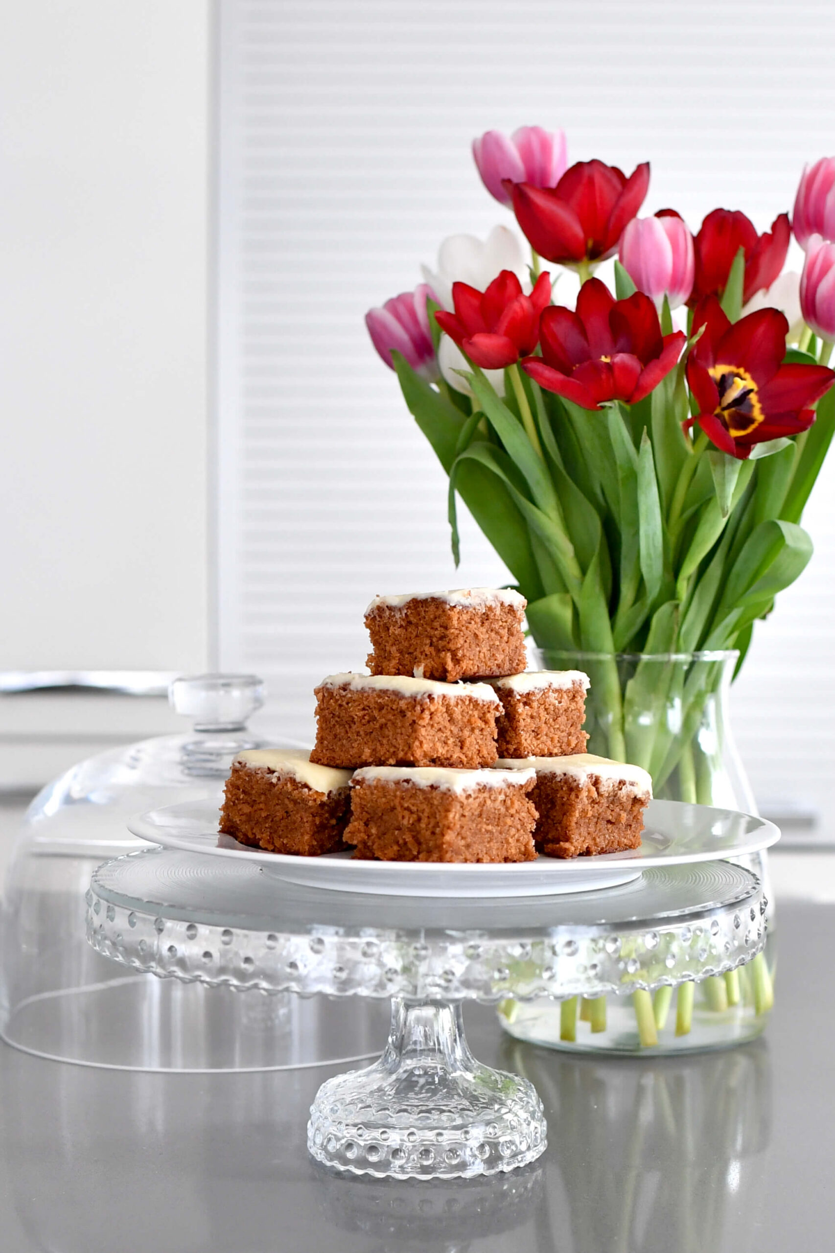 Ginger cake - only 15 minutes preparation time!