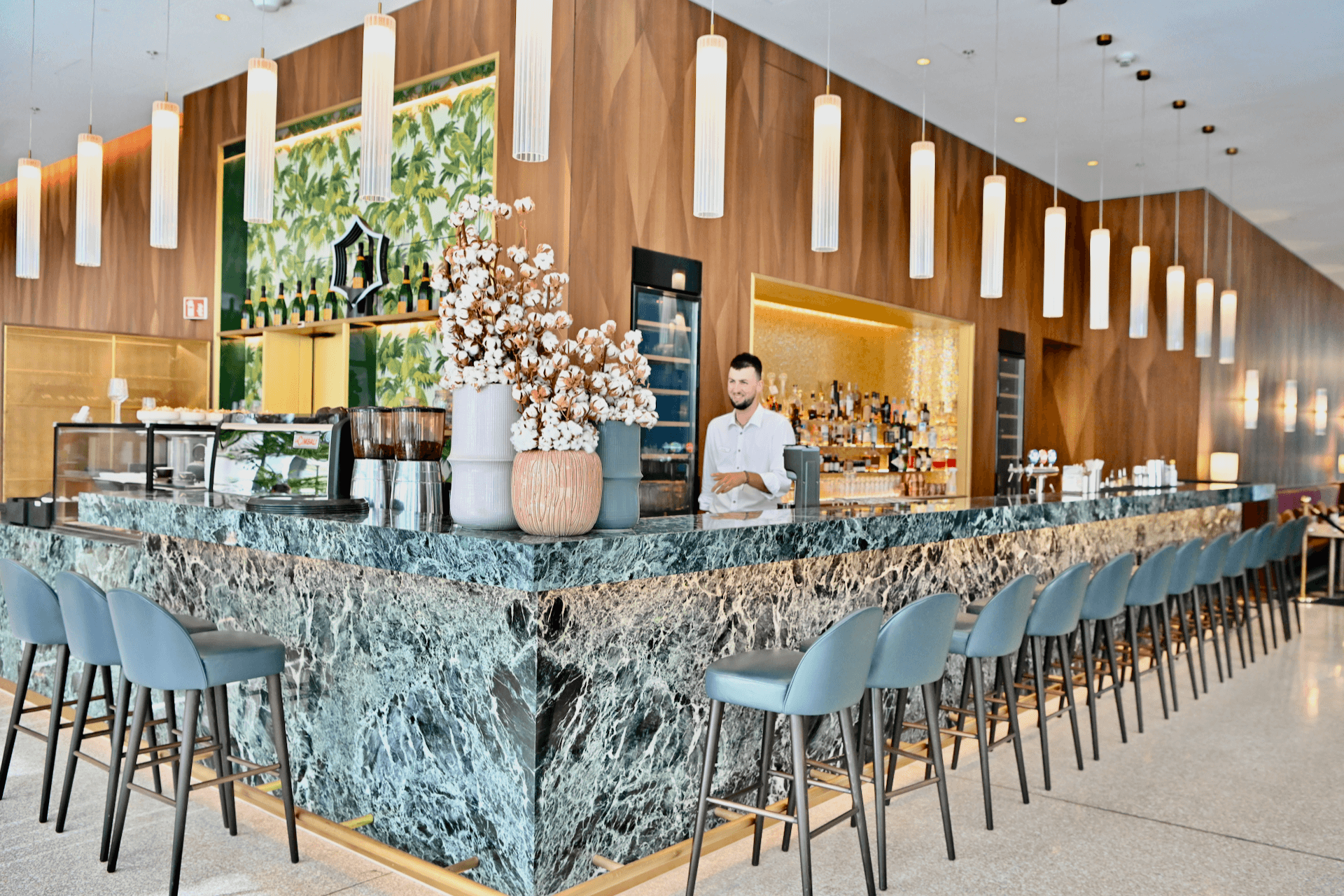 Mövenpick Hotel Basel - the Coolest Bath with a View & Design Hotel in Town