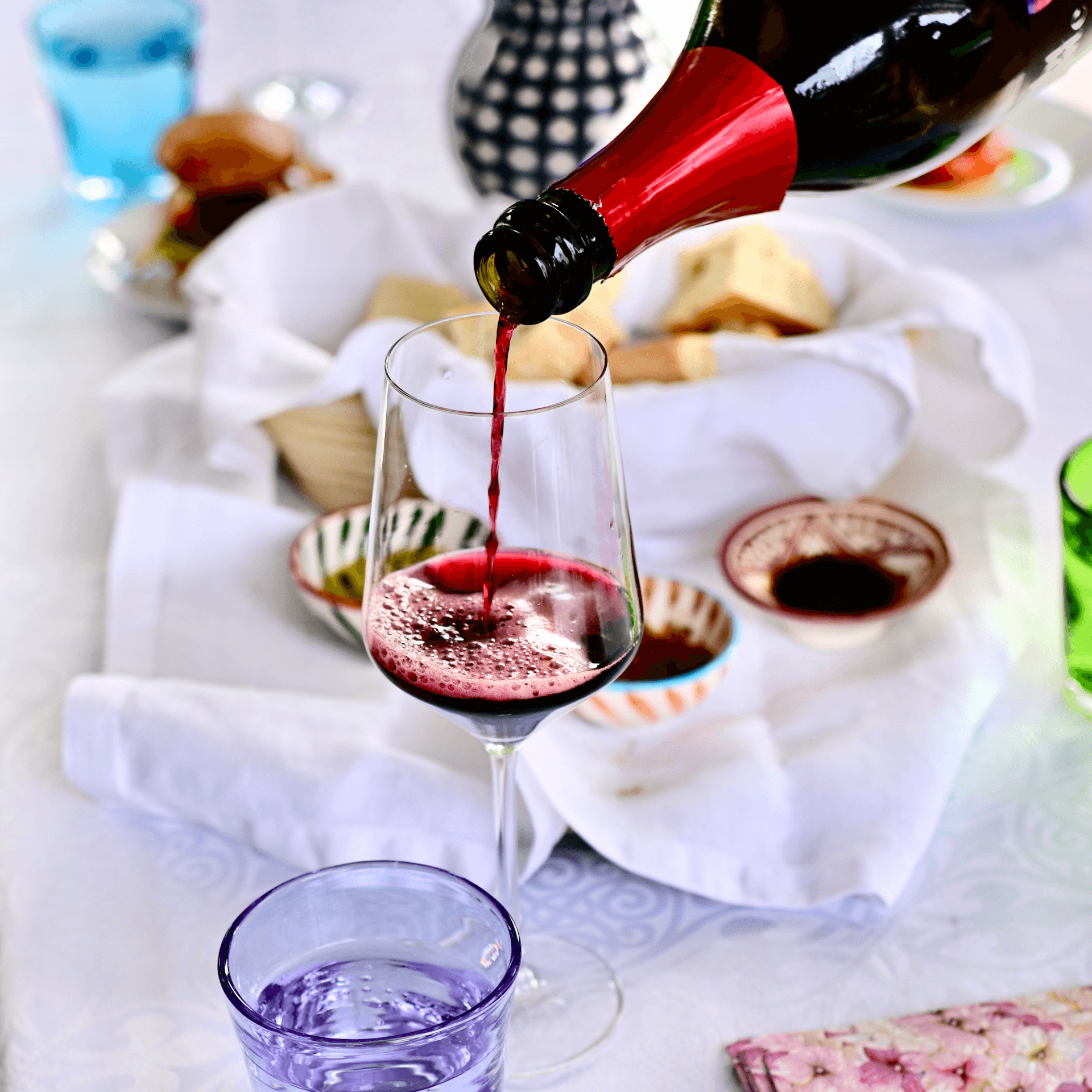 The New Apero Riche - Australian Sparkling Red & Mini Vegan Burgers