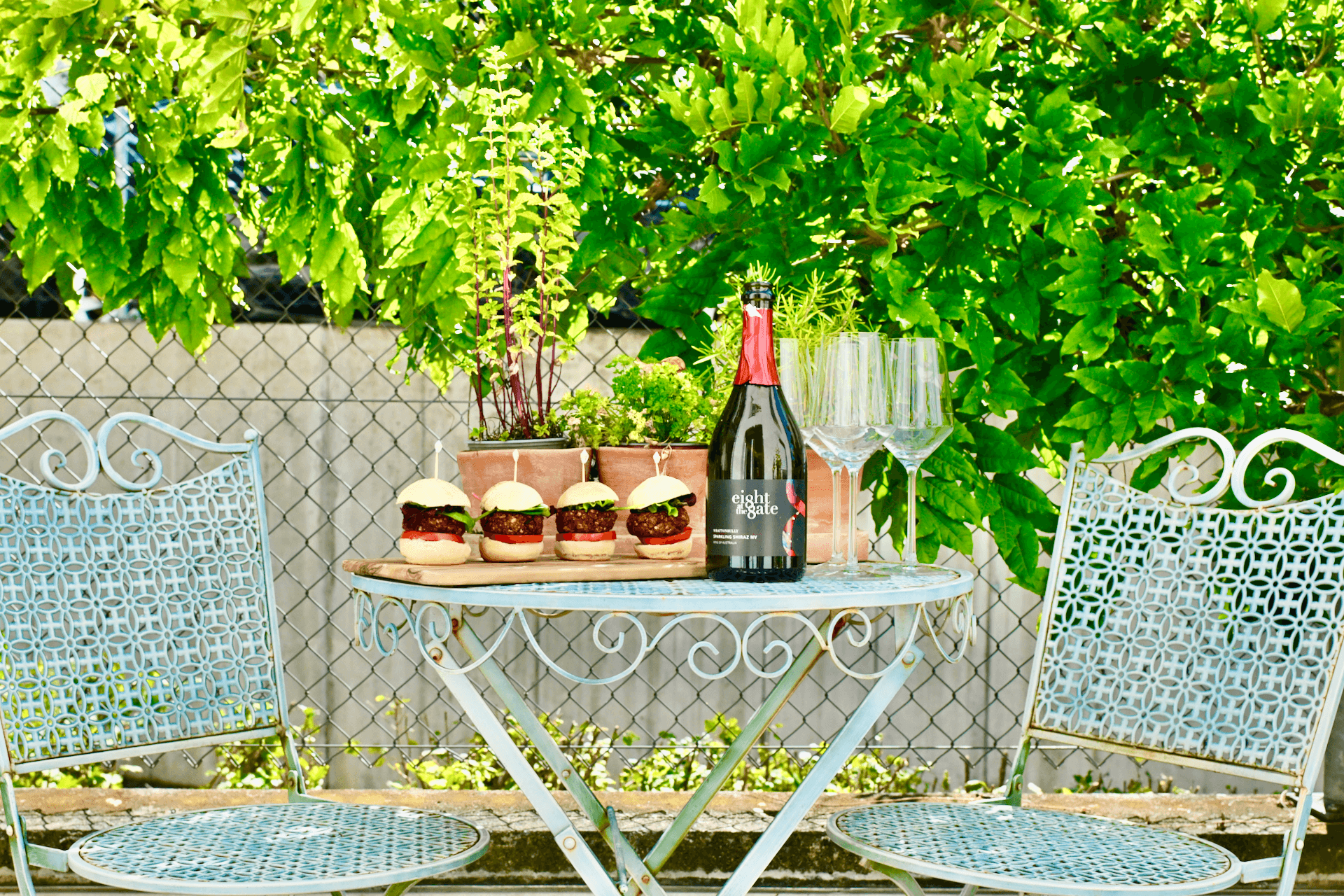 The New Apero Riche - Australian Sparkling Red & Mini Vegan Burgers