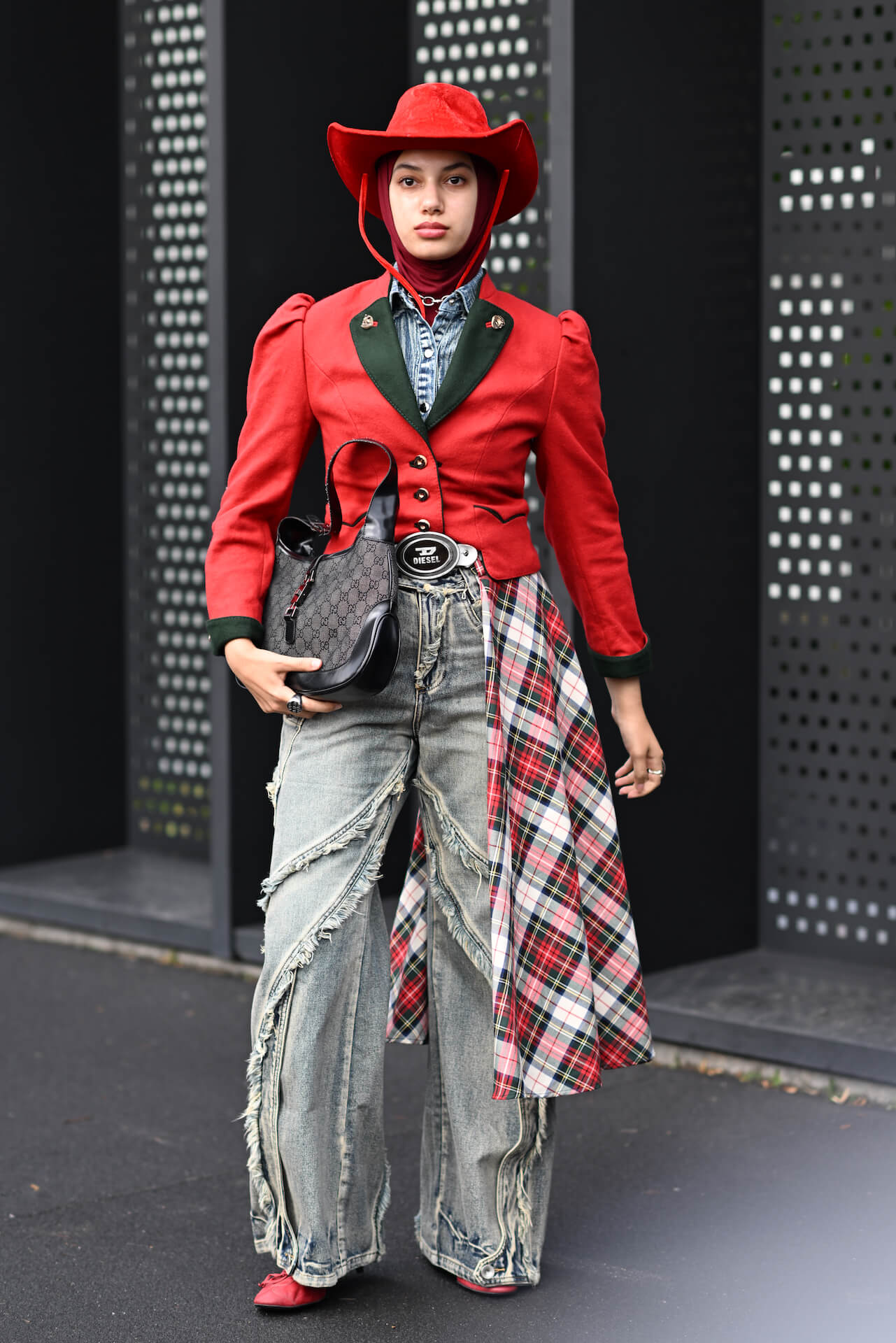 10 Ways to Wear Red for Christmas