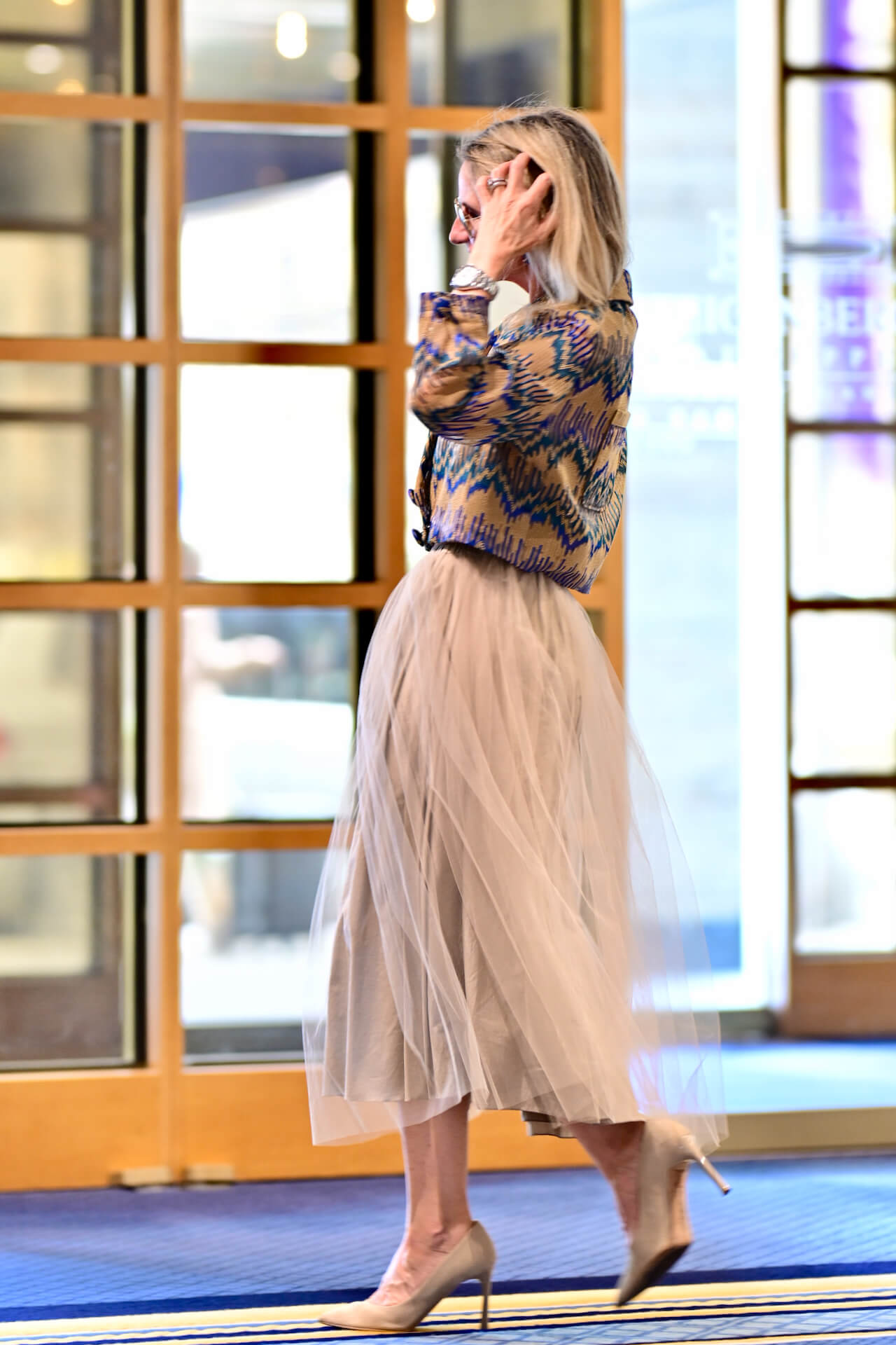 How to Style a Cropped Blazer