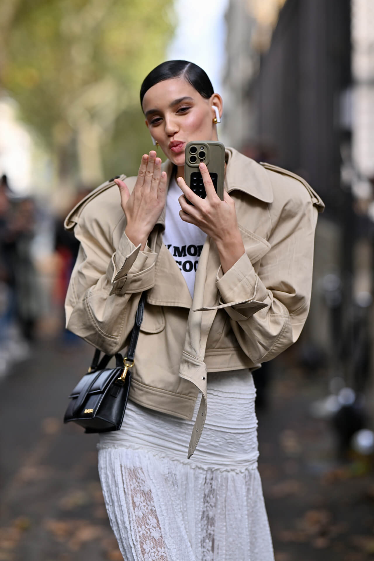 Paris Fashion Week SS 2025 – 35 Street Style Highlights Day 4