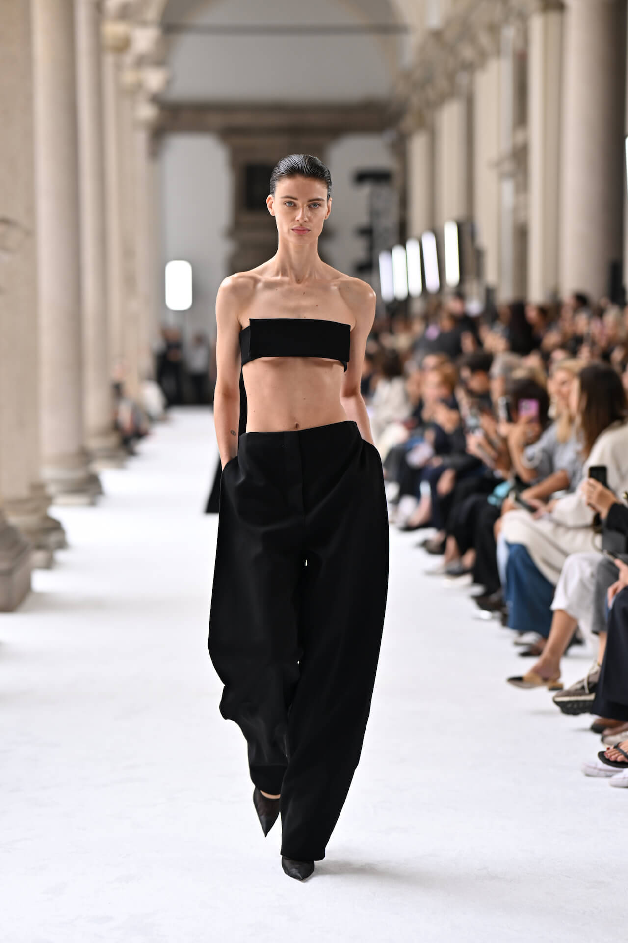Sportmax SS25: A Milan Fashion Week Extravaganza from Runway to Streets