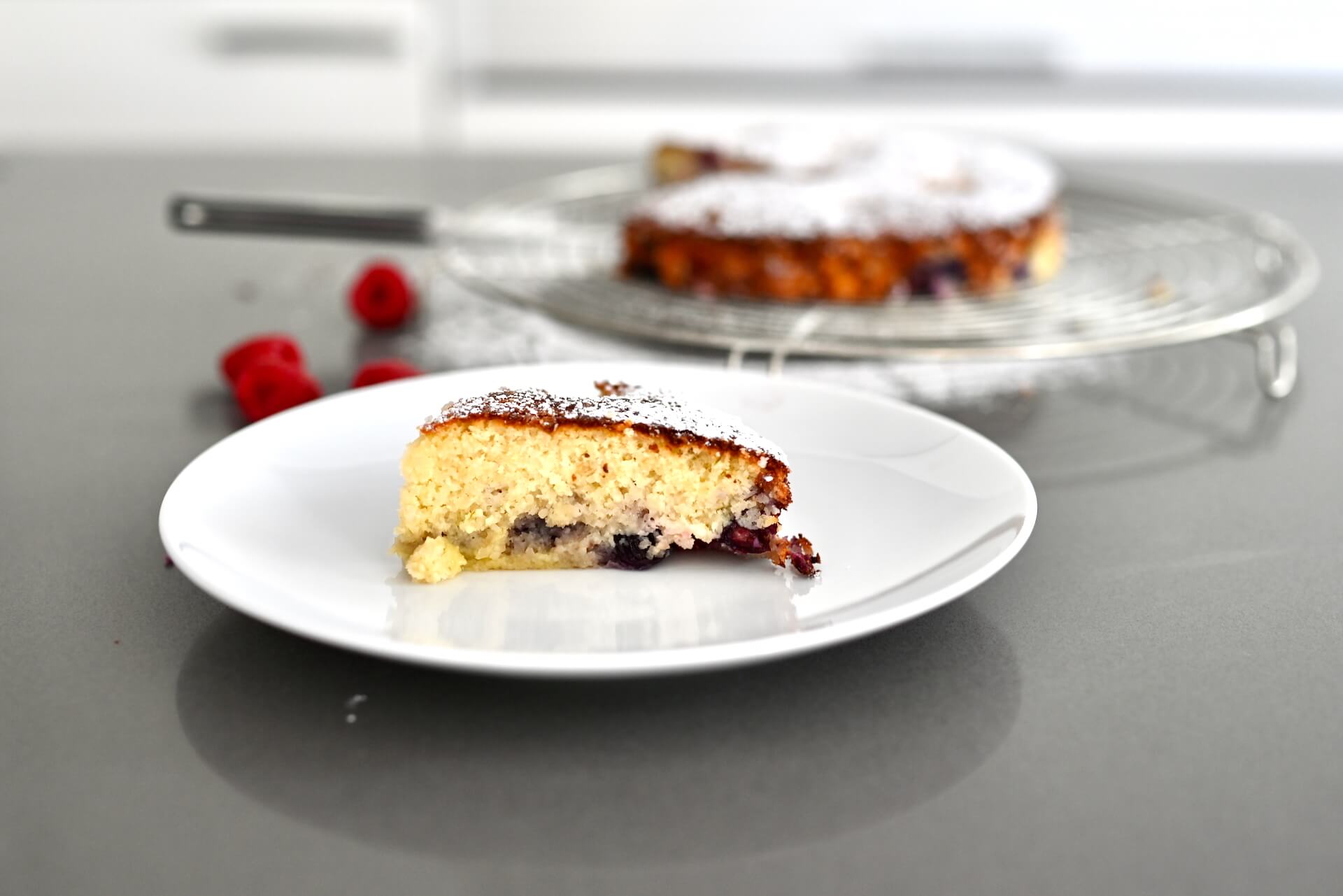 Low-Carb Raspberry Lemon Ricotta Cake