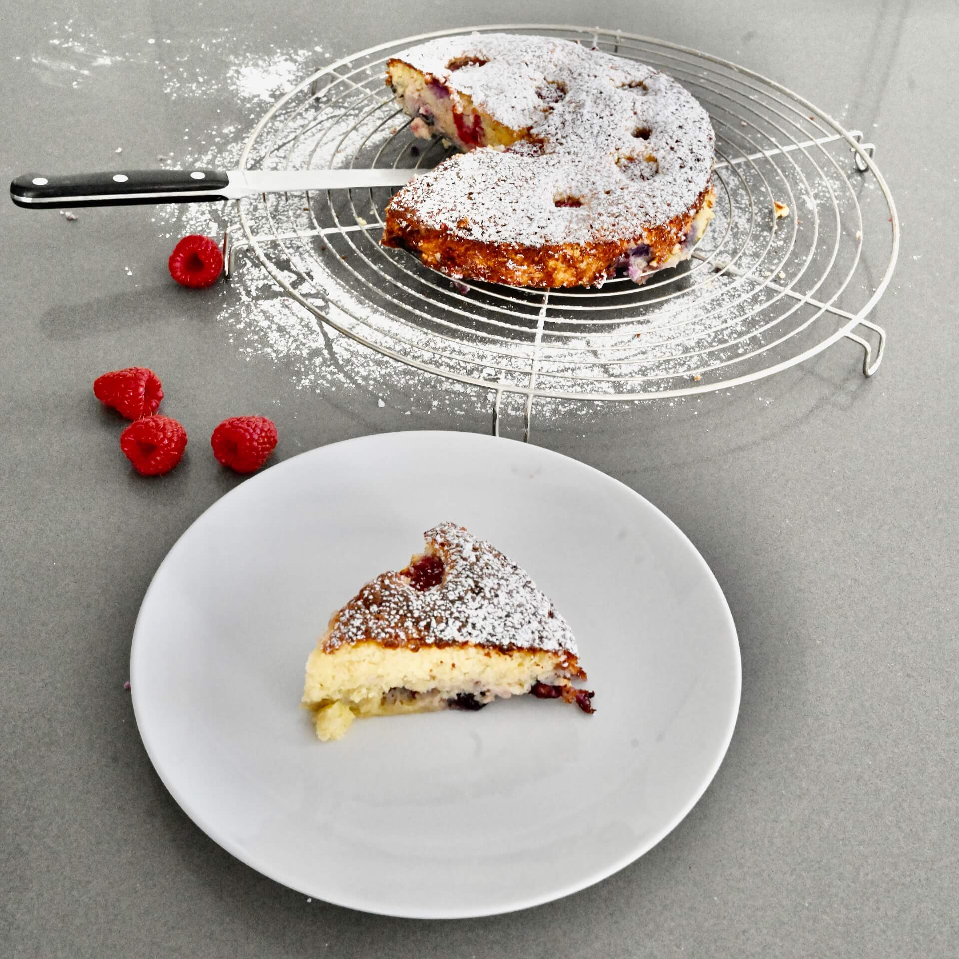 Low-Carb Raspberry Lemon Ricotta Cake